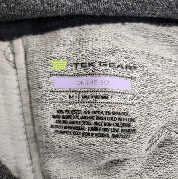 Tek Gear Cowl Neck Athletic Sweatshirt Size Medium - Picture 7 of 7